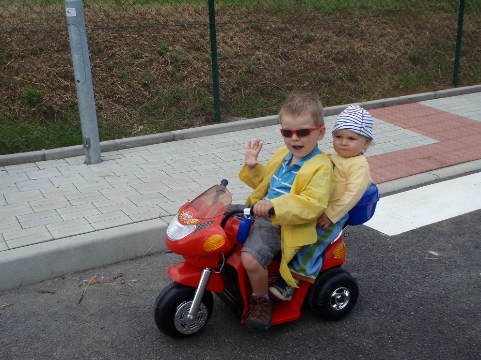 Motorkáři.JPG